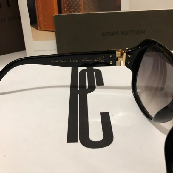 Louis Vuitton Millionaire Sunglasses - Picture 8 of 9